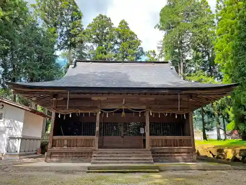 荒城神社の本殿