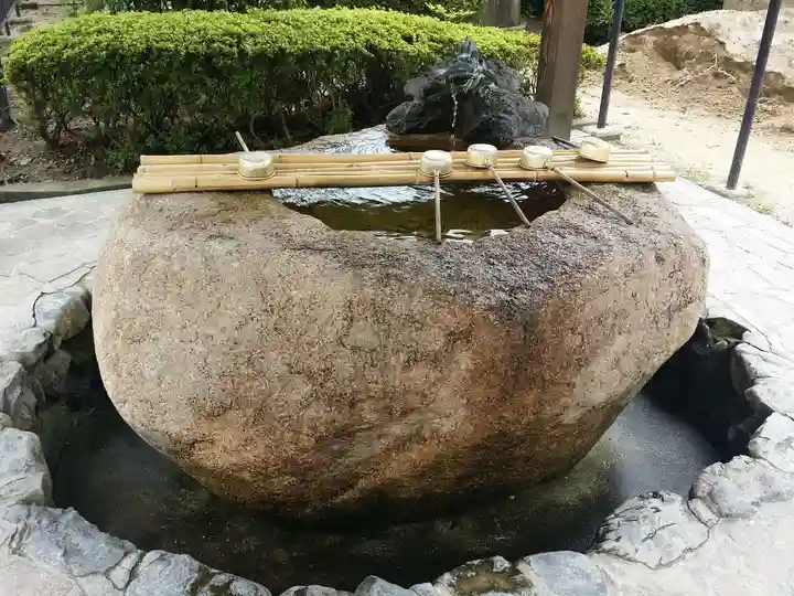 神咒寺の手水舎