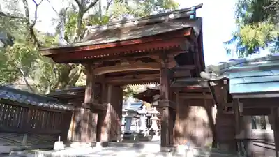 吉香神社の山門・神門