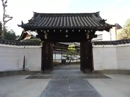 大聖寺門跡の山門・神門