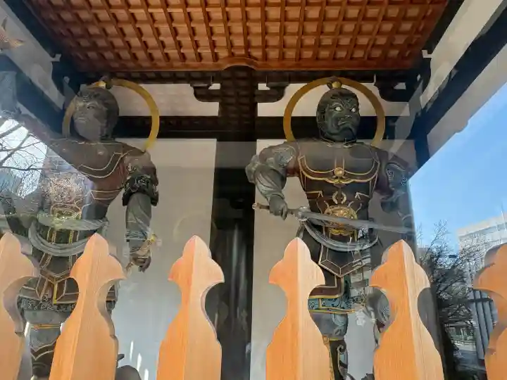 青松寺の{uncategorized: "未分類", other: "その他", undefined: "問題あり", building: "その他建物", grave: "お墓", sacred_gate: "鳥居", guardian: "狛犬", statue: "像", buddha: "仏像", history: "歴史", nature: "自然", garden: "庭園", animal: "動物", pagoda: "塔", temizu: "手水舎", mountain_gate: "山門・神門", sanctuary: "本殿・本堂", subordinate: "末社・摂社", art: "芸術", scenery: "景色", jizo: "地蔵", ema: "絵馬", goshuin: "御朱印", omikuji: "おみくじ", items: "授与品その他", amulet: "お守り", goshuincho: "御朱印帳", eats: "食事", festival: "お祭り", votive_dance: "神楽", shichigosan: "七五三参", wedding: "結婚式", experience: "体験その他", initially: "初詣", around: "周辺", anti_infection: "感染症対策"}