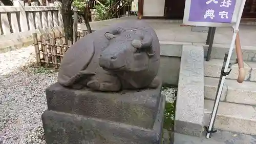 牛天神北野神社の狛犬