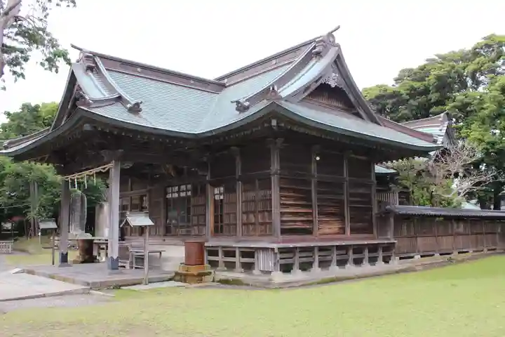 鶴谷八幡宮の本殿・本堂