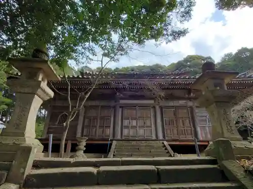 蓮花寺の本殿・本堂