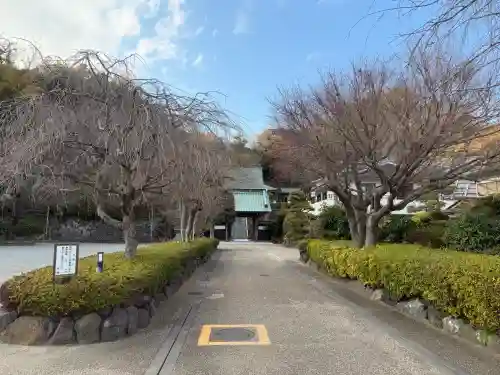 久成寺の{uncategorized: "未分類", other: "その他", undefined: "問題あり", building: "その他建物", grave: "お墓", sacred_gate: "鳥居", guardian: "狛犬", statue: "像", buddha: "仏像", history: "歴史", nature: "自然", garden: "庭園", animal: "動物", pagoda: "塔", temizu: "手水舎", mountain_gate: "山門・神門", sanctuary: "本殿・本堂", subordinate: "末社・摂社", art: "芸術", scenery: "景色", jizo: "地蔵", ema: "絵馬", goshuin: "御朱印", omikuji: "おみくじ", items: "授与品その他", amulet: "お守り", goshuincho: "御朱印帳", eats: "食事", festival: "お祭り", votive_dance: "神楽", shichigosan: "七五三参", wedding: "結婚式", experience: "体験その他", initially: "初詣", around: "周辺", anti_infection: "感染症対策"}