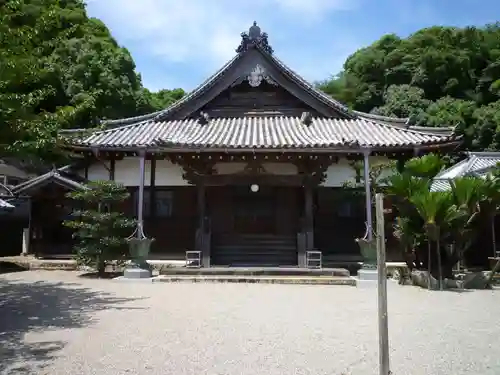 西念寺の本殿・本堂