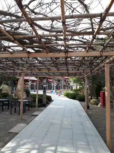 金蛇水神社の庭園