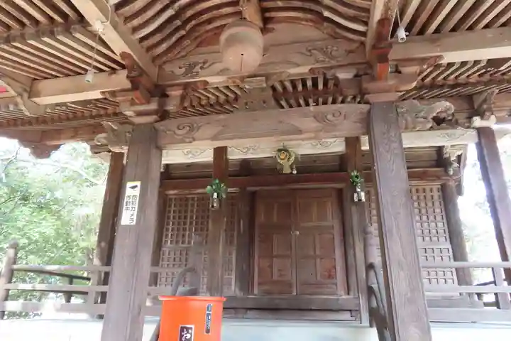郡八幡神社の本殿・本堂