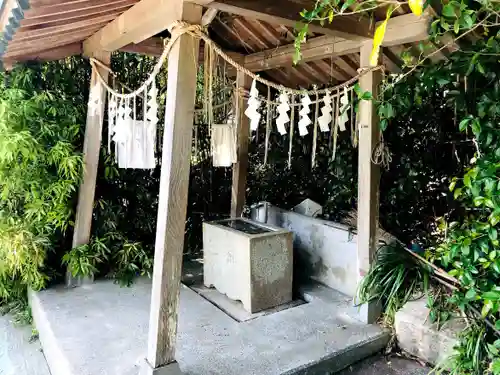 弁天島天満社の手水舎