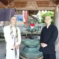 温泉山 安楽寺(四国霊場第六番札所)の手水舎