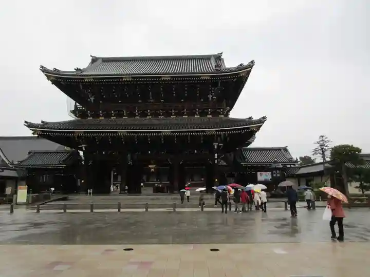 東本願寺(真宗本廟)の山門・神門