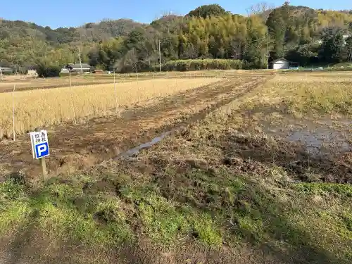 佐為神社の{uncategorized: "未分類", other: "その他", undefined: "問題あり", building: "その他建物", grave: "お墓", sacred_gate: "鳥居", guardian: "狛犬", statue: "像", buddha: "仏像", history: "歴史", nature: "自然", garden: "庭園", animal: "動物", pagoda: "塔", temizu: "手水舎", mountain_gate: "山門・神門", sanctuary: "本殿・本堂", subordinate: "末社・摂社", art: "芸術", scenery: "景色", jizo: "地蔵", ema: "絵馬", goshuin: "御朱印", omikuji: "おみくじ", items: "授与品その他", amulet: "お守り", goshuincho: "御朱印帳", eats: "食事", festival: "お祭り", votive_dance: "神楽", shichigosan: "七五三参", wedding: "結婚式", experience: "体験その他", initially: "初詣", around: "周辺", anti_infection: "感染症対策"}