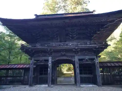 大矢田神社の山門