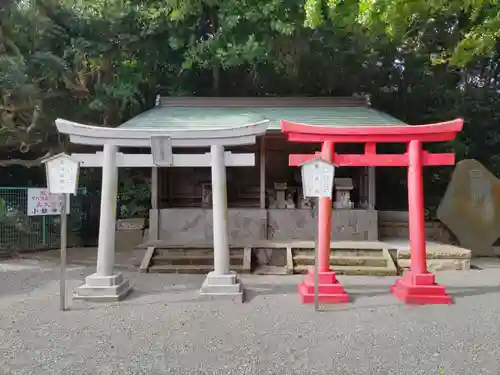 小動神社の末社