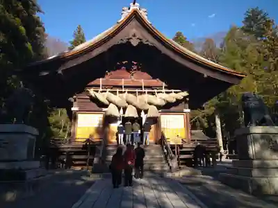 諏訪大社下社秋宮の本殿・本堂