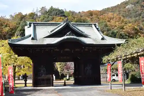 貞照寺の山門・神門