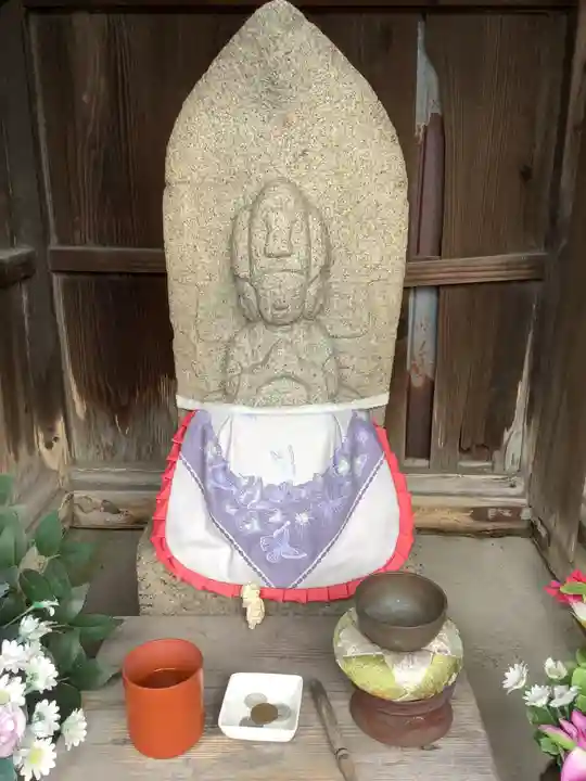 辻地蔵堂(黒川樋門)の仏像