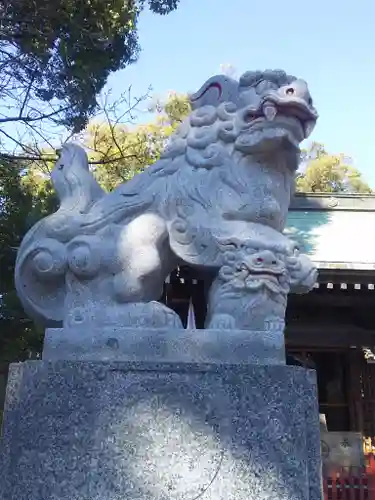 芳川神社の狛犬