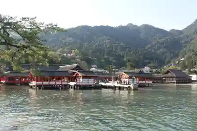 厳島神社(広島県)