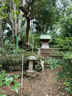 叶神社（東叶神社）の{uncategorized: "未分類", other: "その他", undefined: "問題あり", building: "その他建物", grave: "お墓", sacred_gate: "鳥居", guardian: "狛犬", statue: "像", buddha: "仏像", history: "歴史", nature: "自然", garden: "庭園", animal: "動物", pagoda: "塔", temizu: "手水舎", mountain_gate: "山門・神門", sanctuary: "本殿・本堂", subordinate: "末社・摂社", art: "芸術", scenery: "景色", jizo: "地蔵", ema: "絵馬", goshuin: "御朱印", omikuji: "おみくじ", items: "授与品その他", amulet: "お守り", goshuincho: "御朱印帳", eats: "食事", festival: "お祭り", votive_dance: "神楽", shichigosan: "七五三参", wedding: "結婚式", experience: "体験その他", initially: "初詣", around: "周辺", anti_infection: "感染症対策"}