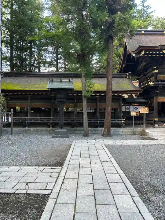 諏訪大社下社春宮(長野県)