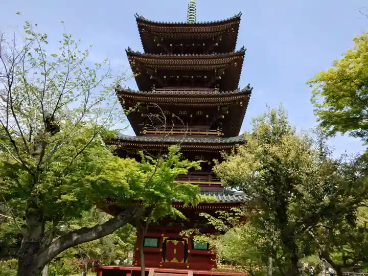 上野東照宮の{uncategorized: "未分類", other: "その他", undefined: "問題あり", building: "その他建物", grave: "お墓", sacred_gate: "鳥居", guardian: "狛犬", statue: "像", buddha: "仏像", history: "歴史", nature: "自然", garden: "庭園", animal: "動物", pagoda: "塔", temizu: "手水舎", mountain_gate: "山門・神門", sanctuary: "本殿・本堂", subordinate: "末社・摂社", art: "芸術", scenery: "景色", jizo: "地蔵", ema: "絵馬", goshuin: "御朱印", omikuji: "おみくじ", items: "授与品その他", amulet: "お守り", goshuincho: "御朱印帳", eats: "食事", festival: "お祭り", votive_dance: "神楽", shichigosan: "七五三参", wedding: "結婚式", experience: "体験その他", initially: "初詣", around: "周辺", anti_infection: "感染症対策"}