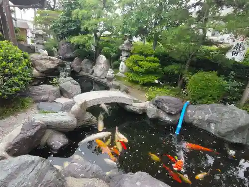 尾張猿田彦神社の庭園