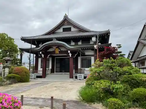 石山寺の本殿・本堂