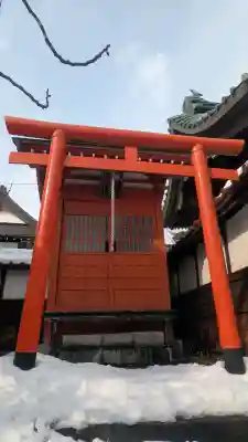 永泉寺の{uncategorized: "未分類", other: "その他", undefined: "問題あり", building: "その他建物", grave: "お墓", sacred_gate: "鳥居", guardian: "狛犬", statue: "像", buddha: "仏像", history: "歴史", nature: "自然", garden: "庭園", animal: "動物", pagoda: "塔", temizu: "手水舎", mountain_gate: "山門・神門", sanctuary: "本殿・本堂", subordinate: "末社・摂社", art: "芸術", scenery: "景色", jizo: "地蔵", ema: "絵馬", goshuin: "御朱印", omikuji: "おみくじ", items: "授与品その他", amulet: "お守り", goshuincho: "御朱印帳", eats: "食事", festival: "お祭り", votive_dance: "神楽", shichigosan: "七五三参", wedding: "結婚式", experience: "体験その他", initially: "初詣", around: "周辺", anti_infection: "感染症対策"}