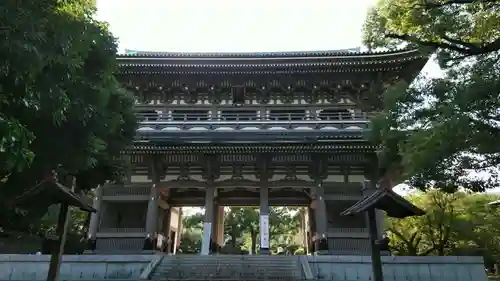 総持寺の山門・神門