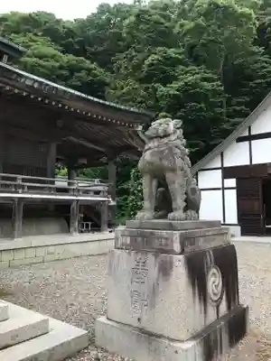 函館八幡宮の狛犬