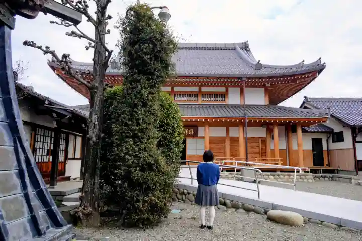 高屋山 永正寺の本殿・本堂