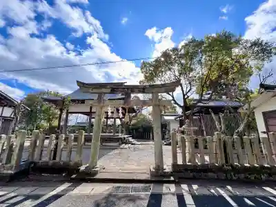 興玉神社の{uncategorized: "未分類", other: "その他", undefined: "問題あり", building: "その他建物", grave: "お墓", sacred_gate: "鳥居", guardian: "狛犬", statue: "像", buddha: "仏像", history: "歴史", nature: "自然", garden: "庭園", animal: "動物", pagoda: "塔", temizu: "手水舎", mountain_gate: "山門・神門", sanctuary: "本殿・本堂", subordinate: "末社・摂社", art: "芸術", scenery: "景色", jizo: "地蔵", ema: "絵馬", goshuin: "御朱印", omikuji: "おみくじ", items: "授与品その他", amulet: "お守り", goshuincho: "御朱印帳", eats: "食事", festival: "お祭り", votive_dance: "神楽", shichigosan: "七五三参", wedding: "結婚式", experience: "体験その他", initially: "初詣", around: "周辺", anti_infection: "感染症対策"}