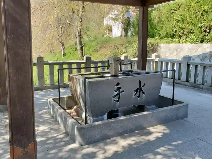 厄除八幡宮 の手水舎