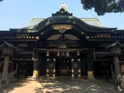 穴八幡宮の本殿・本堂