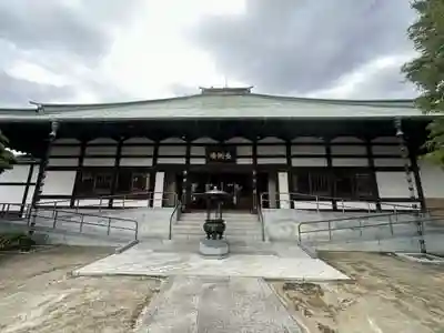 善養寺の本殿