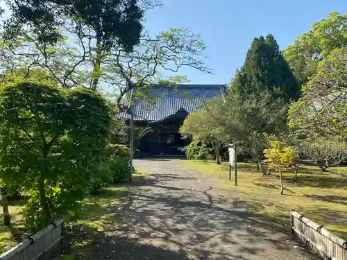 鏡忍寺の庭園