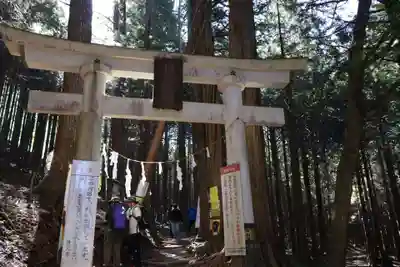 三峯神社奥宮(埼玉県)