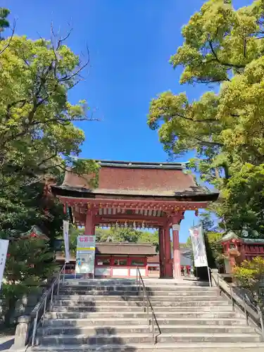 津島神社の山門