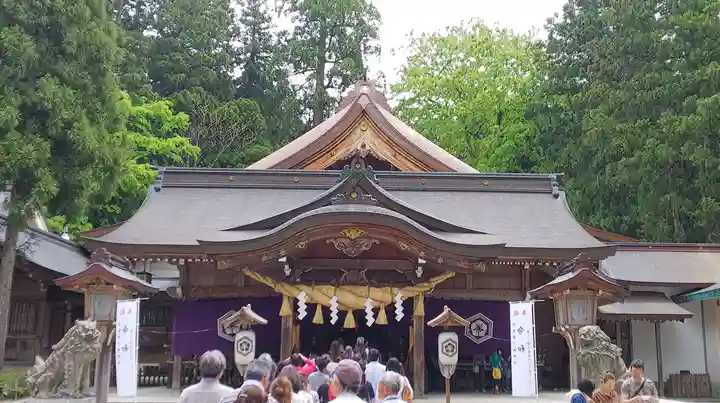 白山比咩神社の本殿・本堂