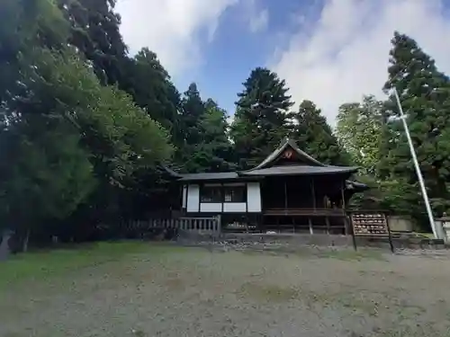 瀧尾神社の本殿