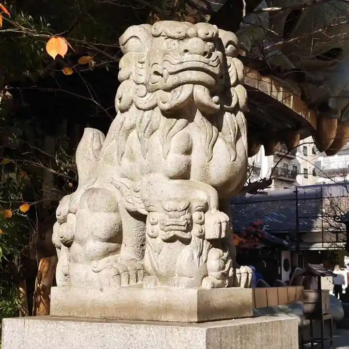 難波八阪神社の狛犬