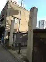 実蔵院の山門・神門