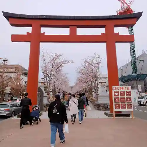 鶴岡八幡宮の鳥居