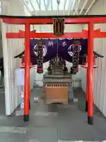 歌舞伎稲荷神社の{uncategorized: "未分類", other: "その他", undefined: "問題あり", building: "その他建物", grave: "お墓", sacred_gate: "鳥居", guardian: "狛犬", statue: "像", buddha: "仏像", history: "歴史", nature: "自然", garden: "庭園", animal: "動物", pagoda: "塔", temizu: "手水舎", mountain_gate: "山門・神門", sanctuary: "本殿・本堂", subordinate: "末社・摂社", art: "芸術", scenery: "景色", jizo: "地蔵", ema: "絵馬", goshuin: "御朱印", omikuji: "おみくじ", items: "授与品その他", amulet: "お守り", goshuincho: "御朱印帳", eats: "食事", festival: "お祭り", votive_dance: "神楽", shichigosan: "七五三参", wedding: "結婚式", experience: "体験その他", initially: "初詣", around: "周辺", anti_infection: "感染症対策"}