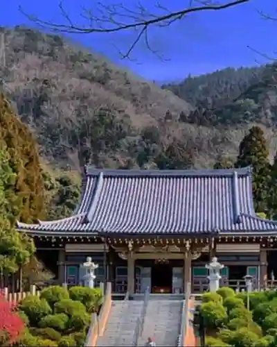 笠原寺の本殿・本堂