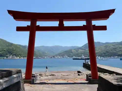 諸口神社の{uncategorized: "未分類", other: "その他", undefined: "問題あり", building: "その他建物", grave: "お墓", sacred_gate: "鳥居", guardian: "狛犬", statue: "像", buddha: "仏像", history: "歴史", nature: "自然", garden: "庭園", animal: "動物", pagoda: "塔", temizu: "手水舎", mountain_gate: "山門・神門", sanctuary: "本殿・本堂", subordinate: "末社・摂社", art: "芸術", scenery: "景色", jizo: "地蔵", ema: "絵馬", goshuin: "御朱印", omikuji: "おみくじ", items: "授与品その他", amulet: "お守り", goshuincho: "御朱印帳", eats: "食事", festival: "お祭り", votive_dance: "神楽", shichigosan: "七五三参", wedding: "結婚式", experience: "体験その他", initially: "初詣", around: "周辺", anti_infection: "感染症対策"}