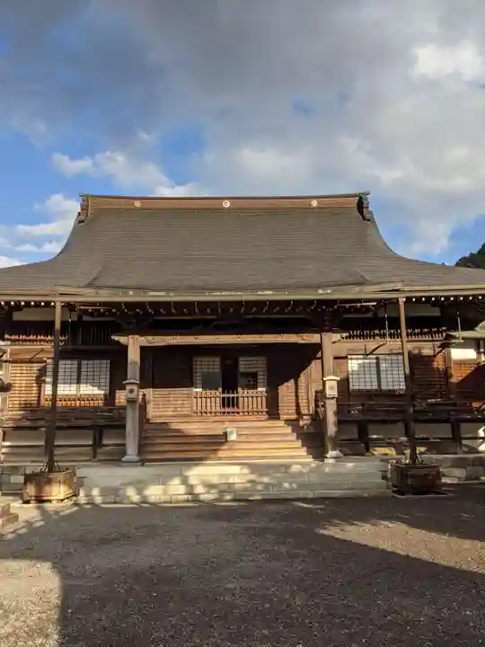 慈恩護国禅寺の本殿・本堂