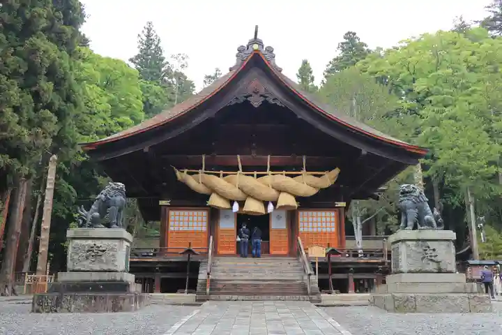 諏訪大社下社秋宮(長野県)