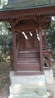 真玉八幡神社の末社・摂社